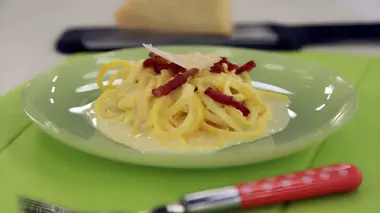 Spaghettis de courgette à la carbonara