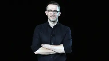 1 minute de mode by Loïc Prigent