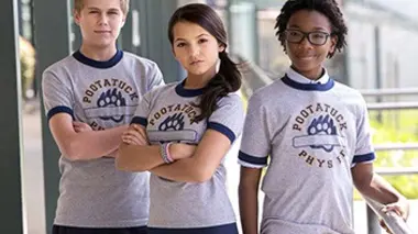 100 choses à faire avant le lycée S01E01 La rentrée