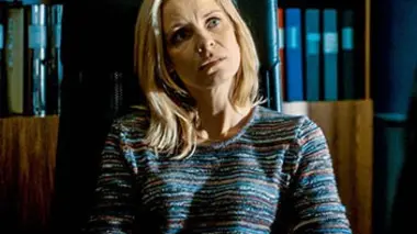 100 Code S01E03 Le terrier du lapin