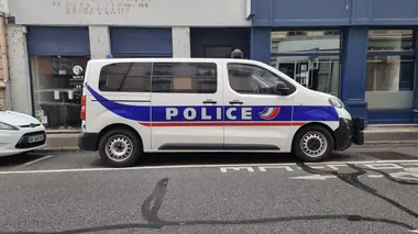 Collision, chute, tentatives de suicide : le quotidien du SAMU de Lyon