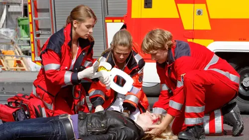 112 Unité d'urgence S01E66 Ma meilleure ennemie