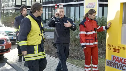 112 Unité d'urgence S01E54 Le choix de Steffi