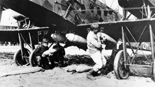 14-18, la 1ère guerre moderne E03 Les attaques aériennes