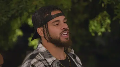 17 ans et maman : Vacances entre filles Sur la vague