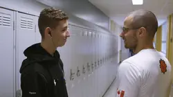 180 jours E02 Un loup dans la bergerie