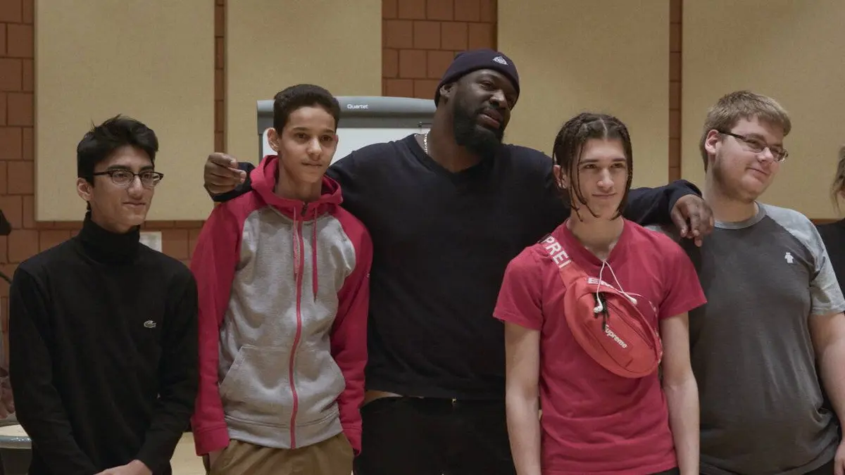 180 jours S02E04 Les routes secondaires