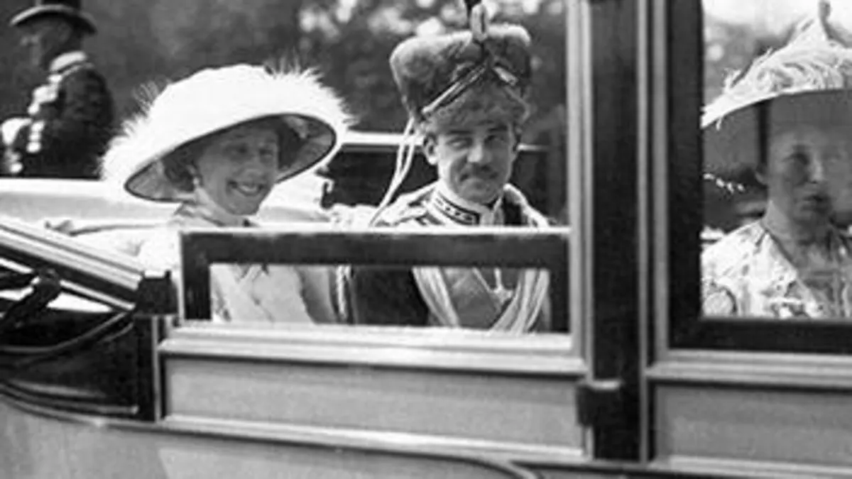 1913, la dernière valse de l'Empereur