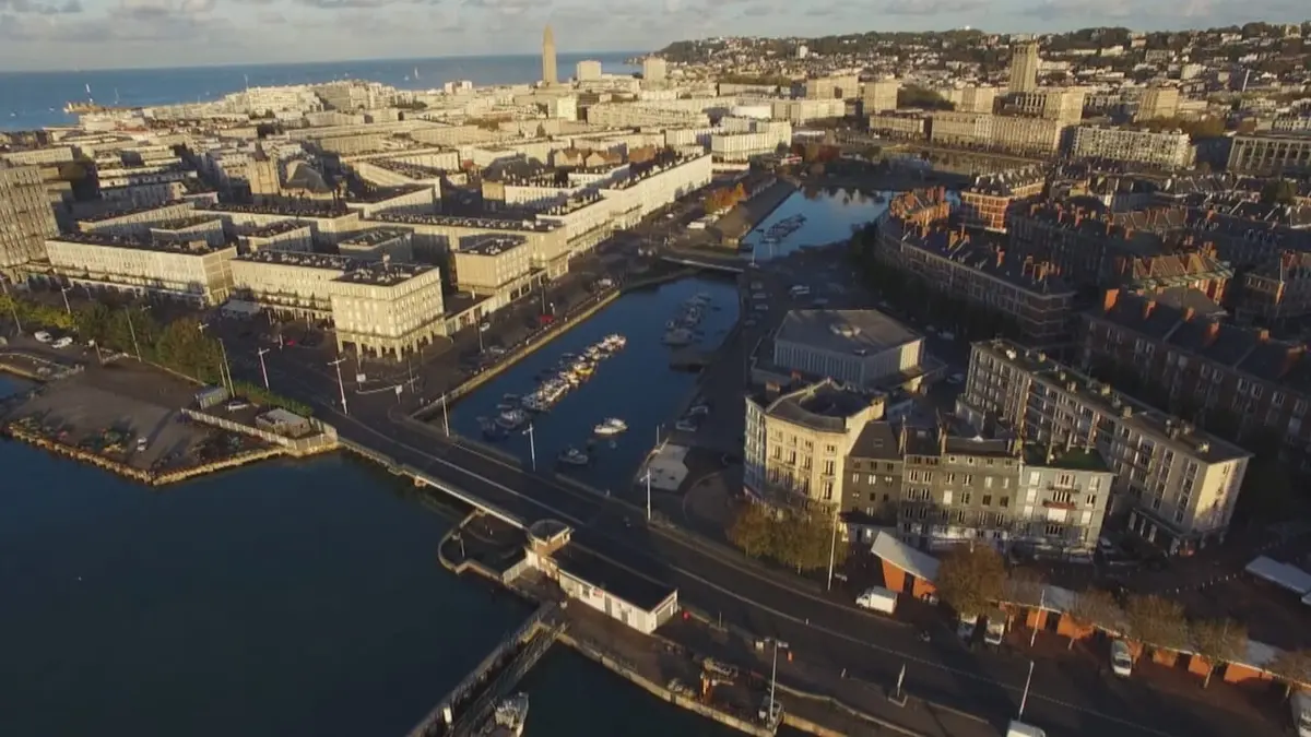 1944 : Le Havre sous les bombes alliées