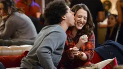 2 Broke Girls  S03E12 Et le croquembouche