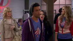 2 Broke Girls S04E08 Et l'usine de T-shirts en streaming