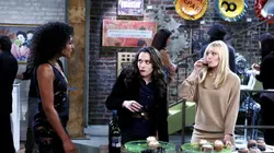 2 Broke Girls  S01E18 Et les coups d'un soir