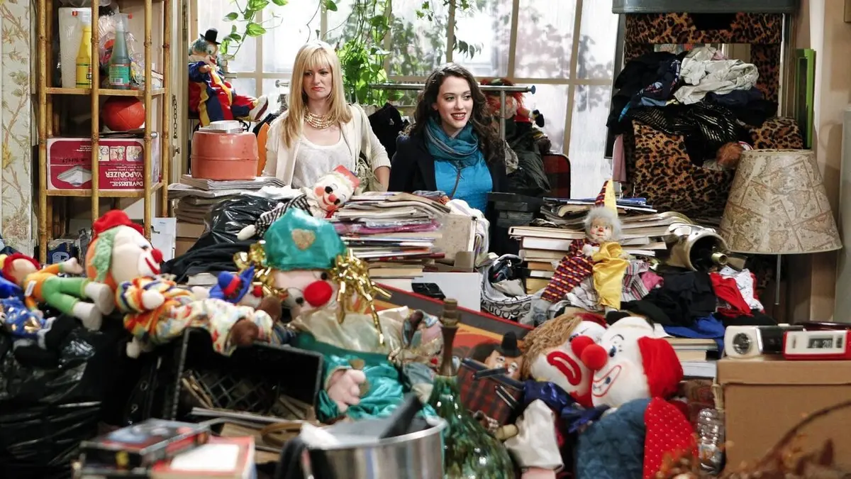 2 Broke Girls S01E08 Et la syllogomanie