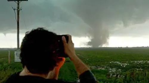 24 heures danger ! S01E02 Contre la nature en furie