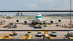 Visuel de 24 heures dans l'aéroport de Hongkong