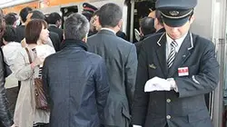 Visuel de 24 heures dans la gare de Shinjuku