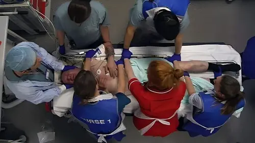 24 Uur In De ER Pressure point