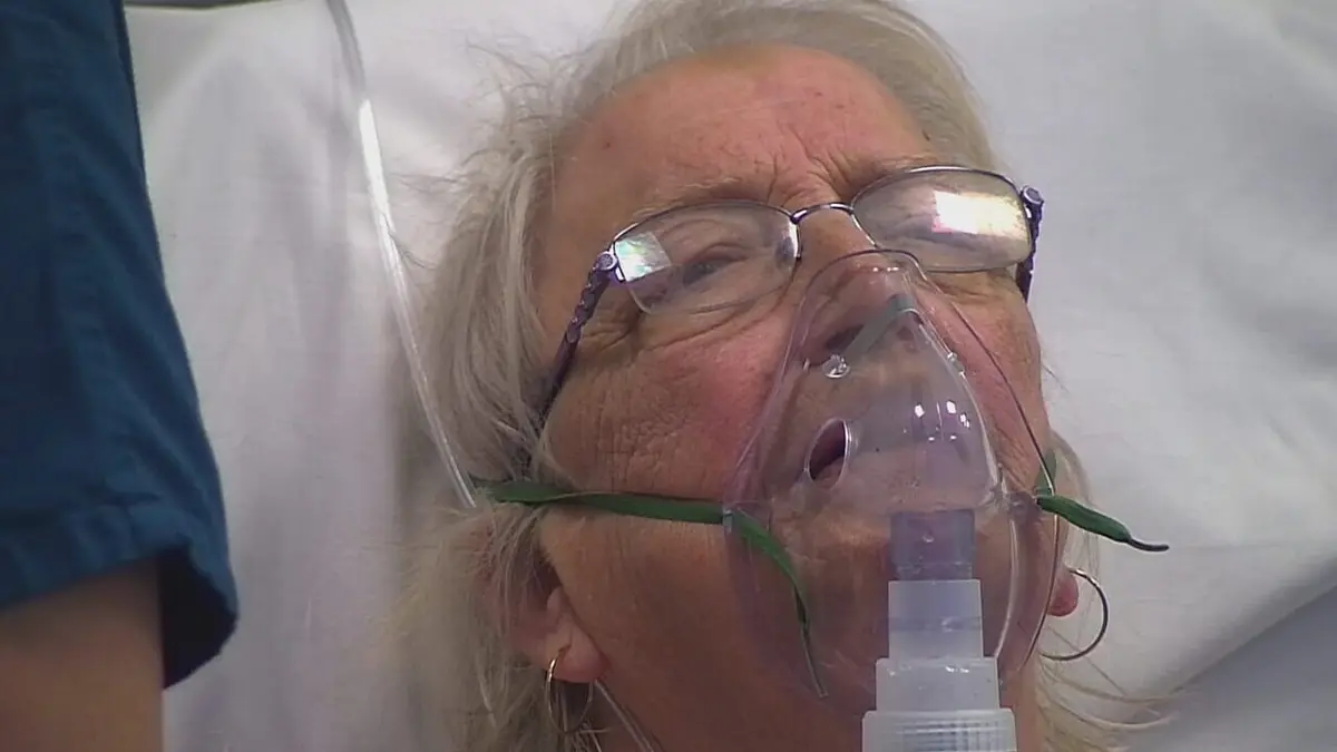 24 Uur In De ER Falling Down