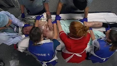 24 Uur In De ER Moving on up