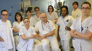 24H aux urgences S02E05 Les anges gardiens