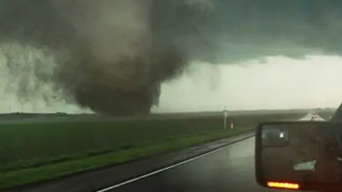 24h : danger S01E02 Contre la nature en furie