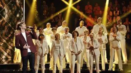 300 choeurs chantent Les plus belles chansons de Michel Sardou
