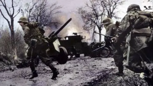 39-45 : Une guerre stratégique E02 Conflit global