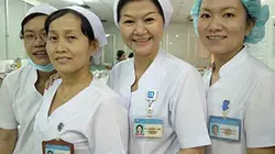 4 bébés par seconde S02E07 Accoucher autrement