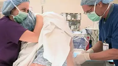 4 bébés par seconde S01E06 Premiers pas dans la profession
