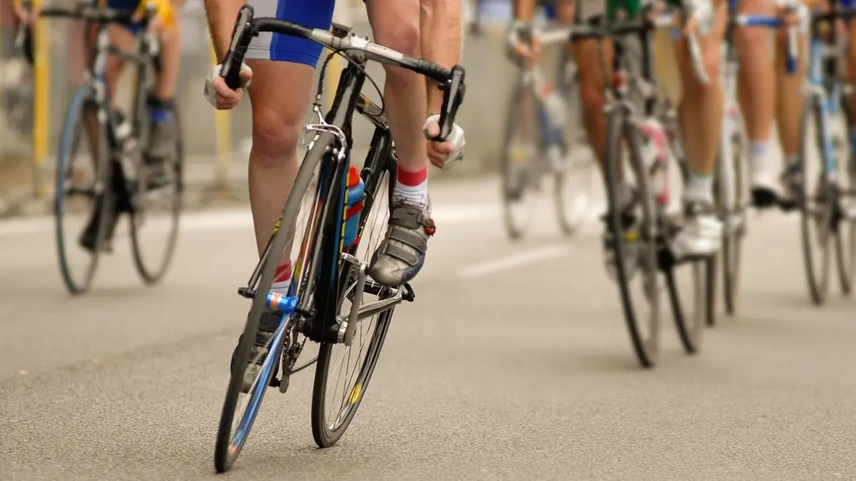 4e étape : Montbrison - La Bâtie d'Urfé (31,9 km clm) - Cyclisme Critérium du Dauphiné