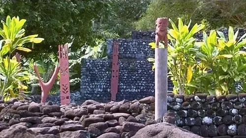 50 ans de faits divers S02E07 La Réunion : La secte de Petit Lys d'amour