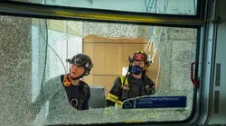 9-1-1  S04E01 Le monde a changé