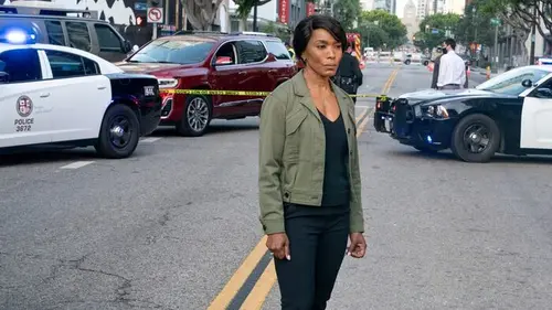 9-1-1 S04E13 Instinct