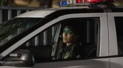 9-1-1 S03E17 A terre