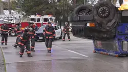 9-1-1: Lone Star S05E01 Des deux côtés, et vite !