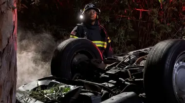 9-1-1 S02E09 Henrietta