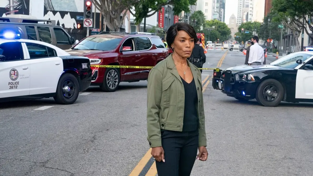 Visuel de 9-1-1 S03E03 Le creux de la vague