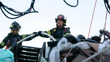 9-1-1 S06E16 Cherche et trouve