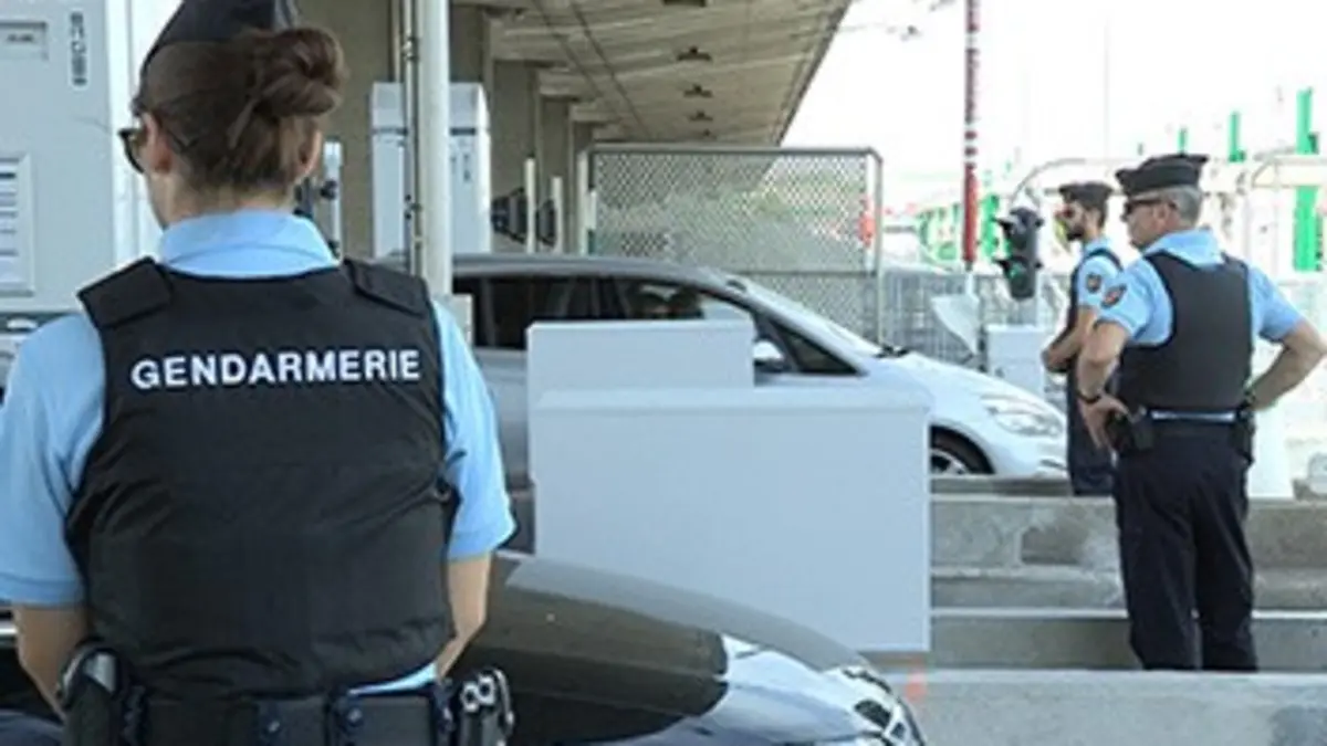 90' Enquêtes Accidents, bagarres et cambriolages : un été chaud sur la côte