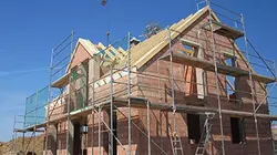 90' Enquêtes Immobilier : comment éviter les arnaques ?