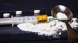 90' Enquêtes Défis dangereux, harcèlement, drogue : enquête sur les dérives d’Internet