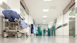 90' Enquêtes S13E280 Urgences dans le plus grand hôpital de Marseille