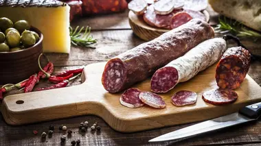 Pièges à touristes et faux produits régionaux : comment éviter les arnaques ?