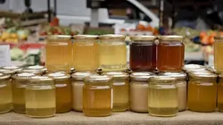 90' Enquêtes Pastis, miel, fraises, crêpes : alerte aux faux produits du terroir