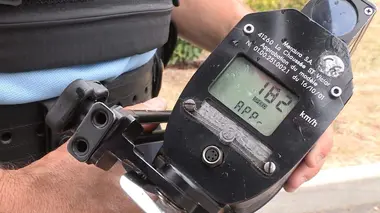 90' Enquêtes S12E235 Un été chaud sur la côte d'Azur