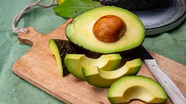 90' Enquêtes S17E387 Kiwi, ananas, avocat : révélations sur les fruits exotiques préférés des Français