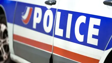 90' Enquêtes S19E439 Saint-Tropez : un été avec les gendarmes les plus connus de France