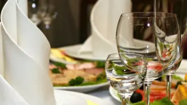 90' Enquêtes Tromperie, produits périmés, bactéries: la police des assiettes sur tous les fronts