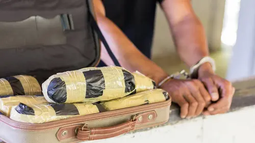 999 : Quelle est votre urgence ? S04E03 Drogues dures