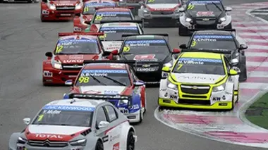 9e manche. 1re course Voitures de tourisme Championnat du monde FIA WTCC 2014
